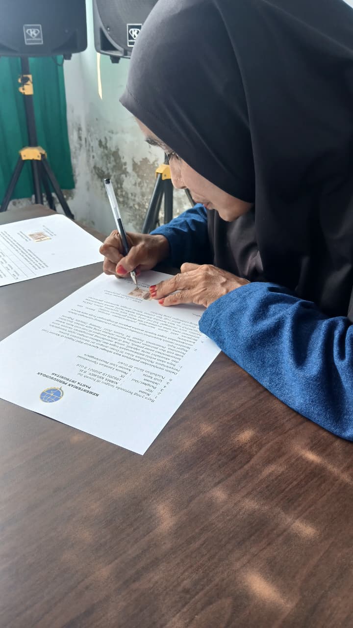 UPP Kelas III Geser melaksanakan penandatanganan pakta integritas dan pernyataan gratifikasi guna mewujudkan tatakelola pemerintahaan yang bersih dan berintegritas